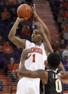 Transfer T.J. Sapps averaged 15.1 minutes and 3.6 points during the Clemson Tigers’ first seven games. || Photo courtesy of Sefton Ipock/ Independent Mail