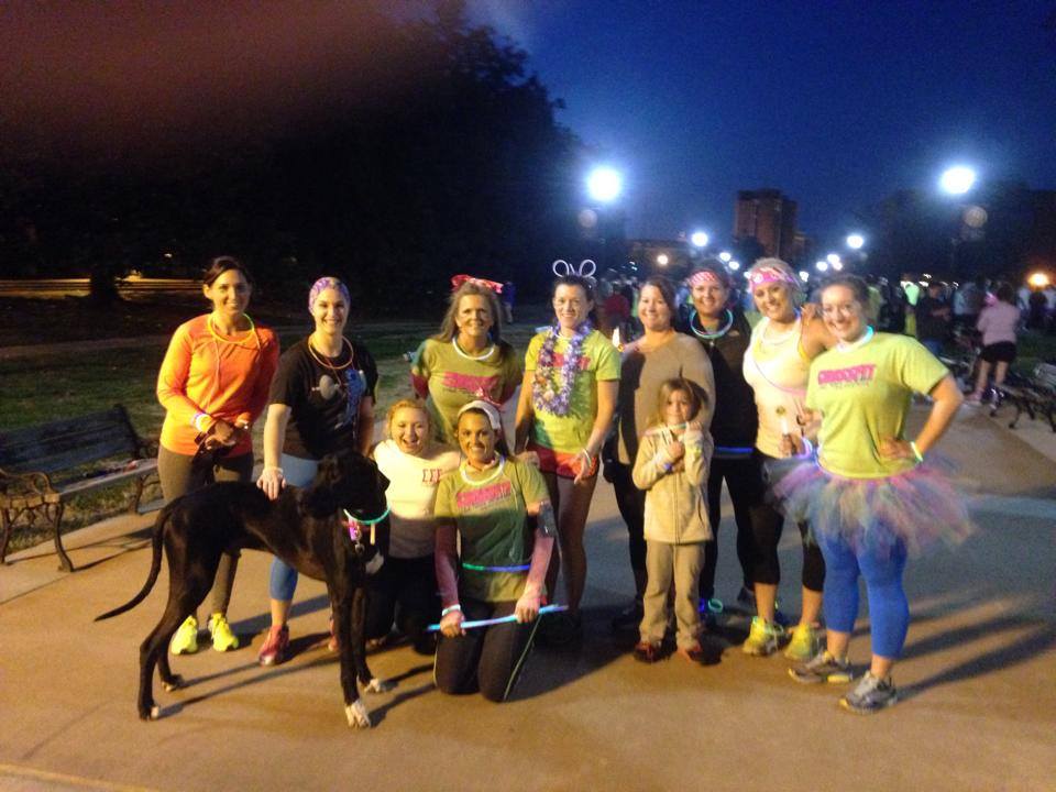 Photo courtesy of CrossFit Murray CrossFit Murray won an award for “Most Spirited Team” at Tri-Sigma’s annual glow run.