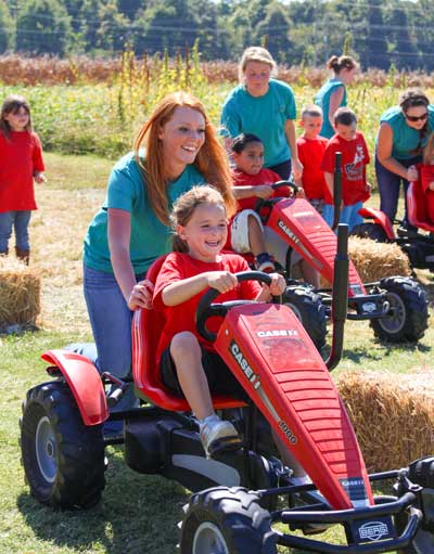 Nicole Ely/The News Murray State students help run Fall on the Farm every year and teach elementary school students about agriculture and farming. 