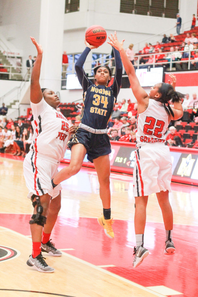 The Murray State Racers battle for a road game against Austin Peay.